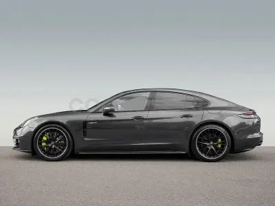 Usado Porsche Panamera 4S 560 CV (411 kW) 2021 Gris / plata Utilitario