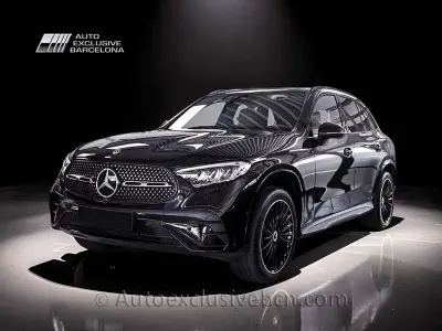 Usado Mercedes GLC300 314 CV (230 kW) 2023 Negro SUV