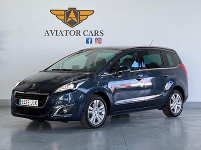Usado Peugeot 5008 Allure 150 CV (110 kW) 2016 Azul Monovolumen