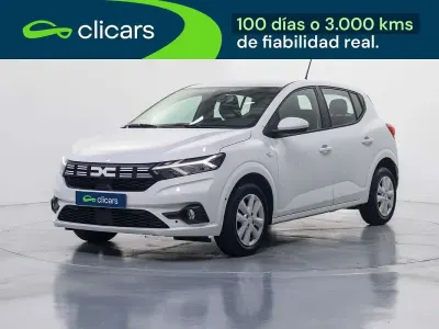 Usado Dacia Sandero Expression 101 CV (74 kW) 2023 Blanco Utilitario