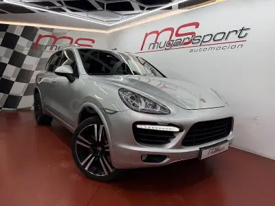 Usado Porsche Cayenne Turbo 500 CV (367 kW) 2013 Gris / plata SUV