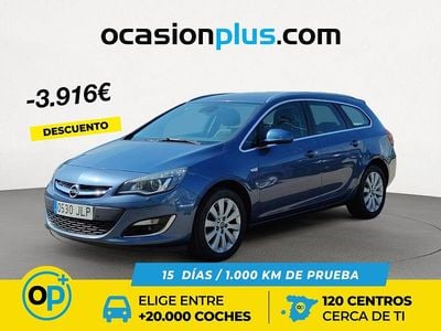 Usado Opel Astra Excellence 136 CV (100 kW) 2016 Azul Familiar