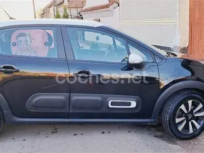 Usado Citroën C3 Feel 102 CV (75 kW) 2022 Negro Utilitario