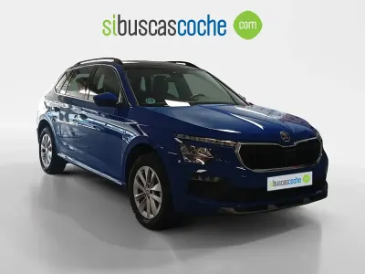 Usado Skoda Kamiq Selection 115 CV (84 kW) 2024 Azul SUV