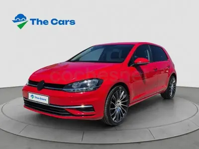 Usado VW Golf Sportsvan Advance 115 CV (84 kW) 2019 Rojo Monovolumen