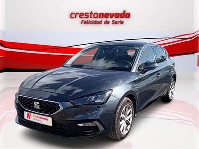 Usado Seat Leon Style 115 CV (84 kW) 2022 Gris