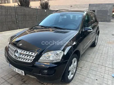 Usado Mercedes ML320 224 CV (164 kW) 2006 Negro SUV