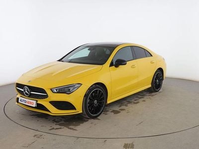 Usado Mercedes CLA250e AMG line 218 CV (160 kW) 2022 Amarillo Berlina