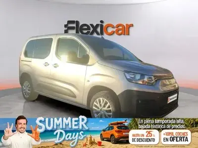 Usado Fiat Doblò 130 CV (95 kW) 2023 Gris Monovolumen