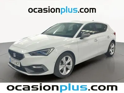 Usado Seat Leon FR 116 CV (85 kW) 2025 Blanco Utilitario