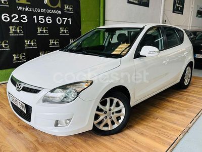 Blanco Usado 2010 Hyundai i30 GLS Berlina | 6990 € (Precio justo)