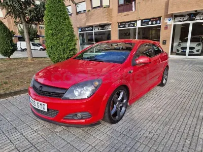 Usado Opel Astra GTC