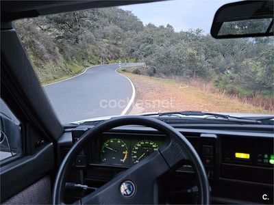 Blanco Usado 1989 Alfa Romeo 75 Berlina | 10.600 €