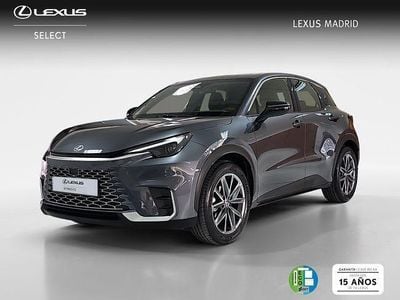 Usado Lexus LBX 136 CV (100 kW) 2025 Gris SUV