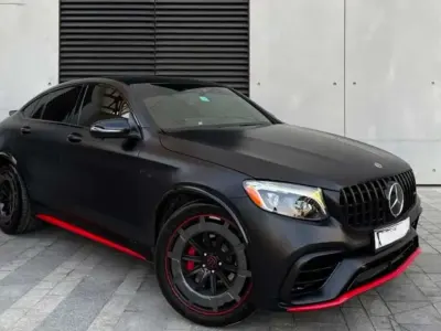 Usado Mercedes GLC63 AMG AMG 510 CV (375 kW) 2018 Negro SUV