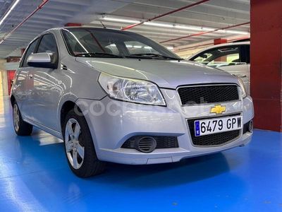 Gris / plata Usado 2009 Chevrolet Aveo LS Berlina | 6890 € (Caro)