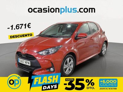 Usado Toyota Yaris Hybrid Active 116 CV (85 kW) 2024 Rojo Berlina