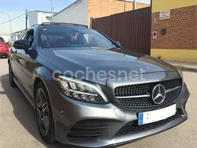 Usado Mercedes C220 194 CV (142 kW) 2018 Gris / plata Coupe