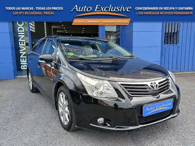 Usado Toyota Avensis Executive 150 CV (110 kW) 2009 Negro Familiar