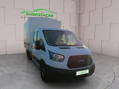 Usado Ford Transit Ambiente 131 HP (96 kW) 2018 Branco Sedan