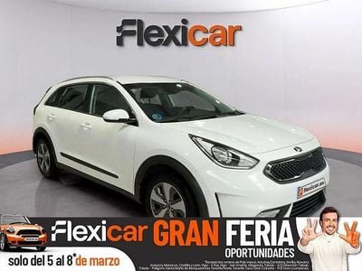 Usado Kia Niro 141 CV (103 kW) 2018 Blanco SUV