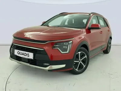 Usado Kia Niro 141 CV (103 kW) 2022 Rojo SUV