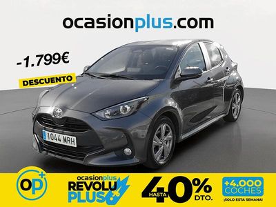 Usado Toyota Yaris Hybrid Active 116 CV (85 kW) 2024 Blanco Berlina