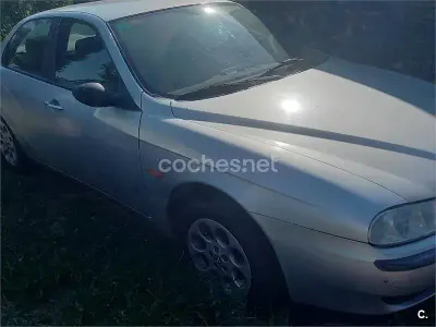 Usado Alfa Romeo 156 120 CV (88 kW) 2000 Gris / plata Berlina