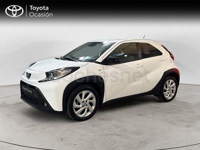 Usado Toyota Aygo X Play 72 CV (52 kW) 2025 Blanco SUV