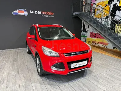 Używany Ford Kuga Titanium 140 KM (102 kW) 2014 Czerwony SUV