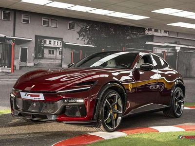 Usado Ferrari Purosangue 725 CV (533 kW) 2025 Rojo SUV
