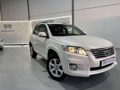 Blanco Usado 2010 Toyota RAV4 Executive SUV | 15.500 € (Un poco caro)