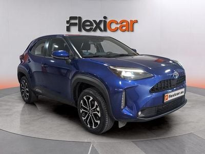 Usado Toyota Yaris Hybrid Active 116 CV (85 kW) 2022 Azul