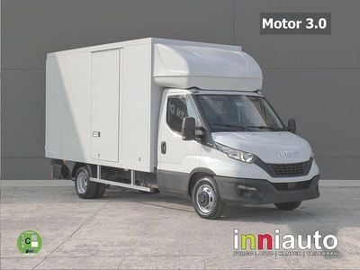 Usado Iveco Daily 160 CV (117 kW) 2021 Blanco Berlina