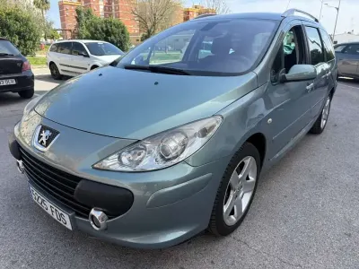 Usado Peugeot 307 136 CV (100 kW) 2006 Gris Familiar