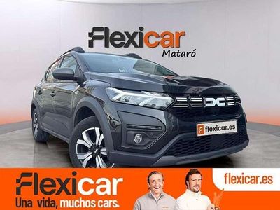 Usado Dacia Sandero Essentiel 101 CV (74 kW) 2023 Gris Utilitario