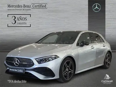 Usado Mercedes A180 136 CV (100 kW) 2025 Gris / plata Berlina