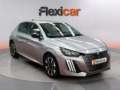 Usado Peugeot 208 Allure 101 CV (74 kW) 2025 Gris Utilitario