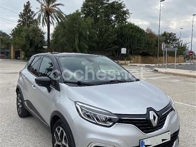 Usado Renault Captur Zen 120 CV (88 kW) 2018 Gris / plata SUV