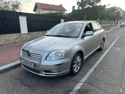 Usado Toyota Avensis
