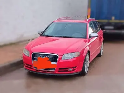 Usado Audi A4 136 CV (100 kW) 2006 Rojo Familiar