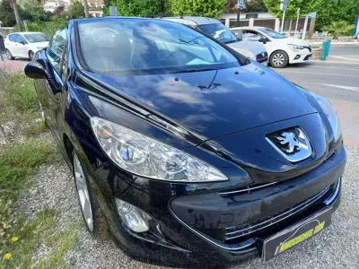 Usado Peugeot 308 CC 150 CV (110 kW) 2009 Negro Descapotable
