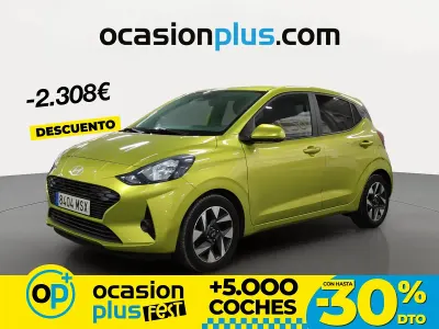 Usado Hyundai i10 63 CV (46 kW) 2024 Verde Utilitario