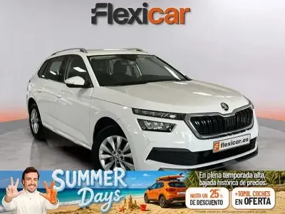 Usado Skoda Kamiq Ambition 110 CV (80 kW) 2021 Blanco SUV