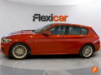 Begagnad BMW 118 150 HK (110 kW) 2019 Röd Halvkombi
