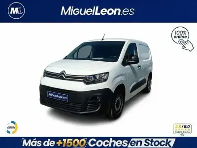 Usado Citroën Berlingo 102 CV (75 kW) 2022 Blanco Monovolumen