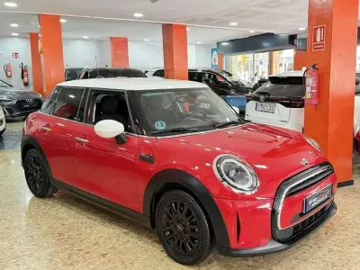 Usado Mini Cooper 136 CV (100 kW) 2021 Rojo Utilitario