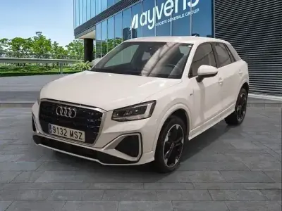 Usado Audi Q2 S-Line 150 HP (110 kW) 2024 Branco SUV