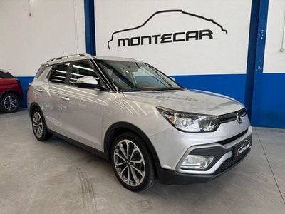 Usado SsangYong XLV 115 CV (84 kW) 2018 Gris / plata SUV