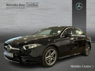 Usado Mercedes A250 AMG line 160 CV (117 kW) 2022 Negro noche Berlina